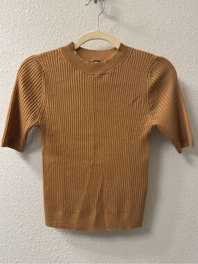UNIQLO Women’s Ribbed Wool Sweater
